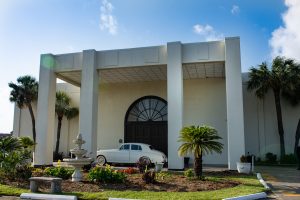 Four Columns Wedding Venues in new Orleans entrance