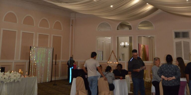 What’s the Best Way to Tour Wedding Venues in NOLA?